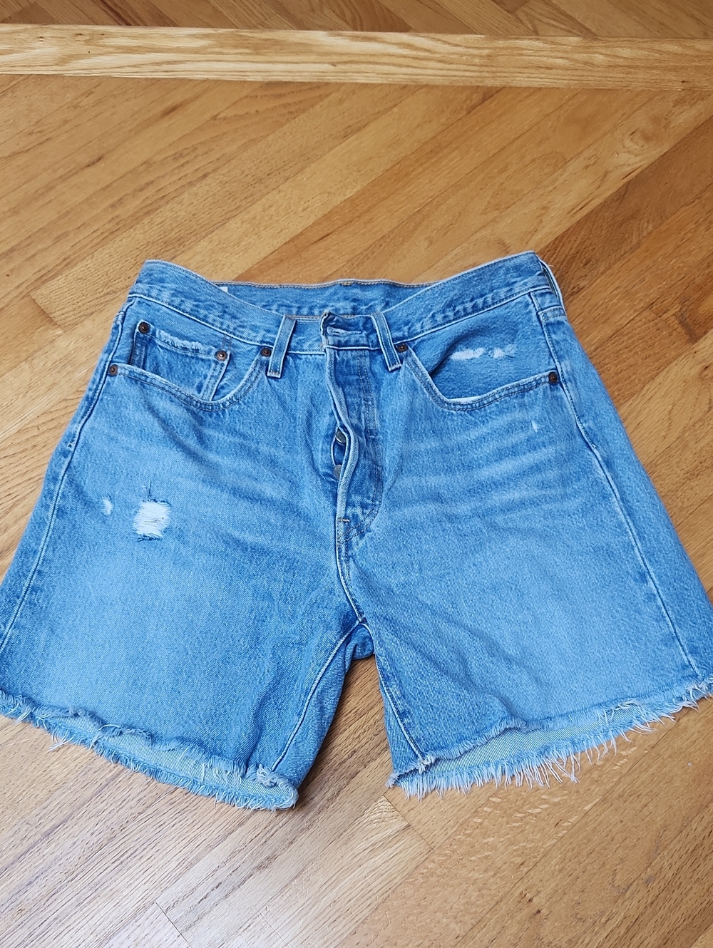 Levi's 501 Mid Thigh Shorts